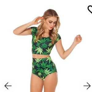 MUSEUM PIECE Blackmilk Whoa Dude Nana Suit Crop TOP ONLY size large